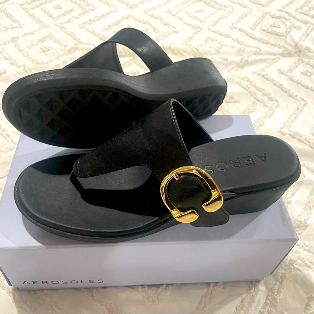 Black sandals. Size 7.5